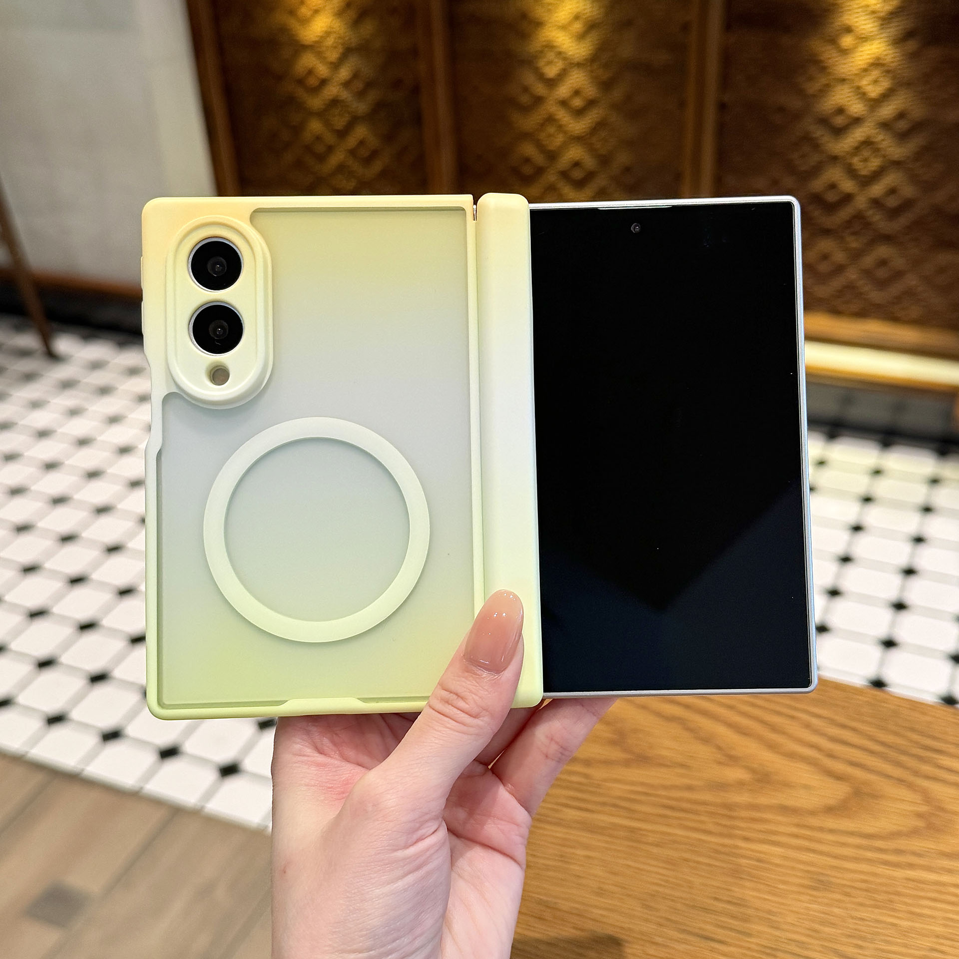 Premium Moda Gradyan Renkli Şe - Gradient Color Case incelemesi ve fiyatı